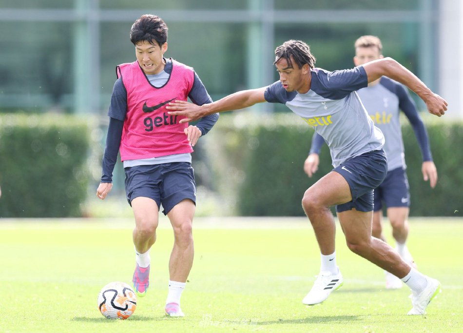 而他的例子 而他的例子