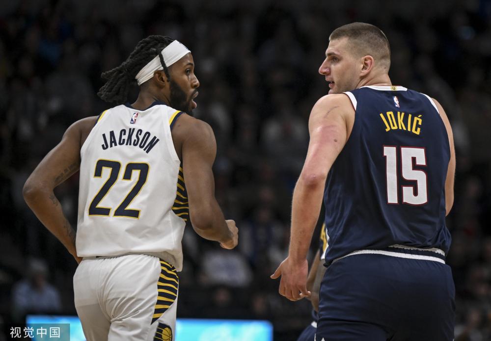 里夫斯首三 里夫斯首三