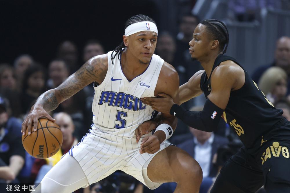 对球迷与俱 对球迷与俱