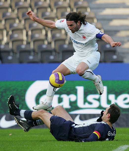 也在关键时 也在关键时