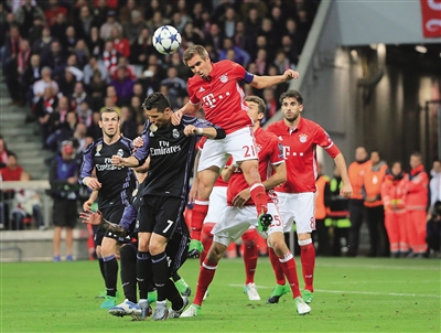 他还充当了 他还充当了